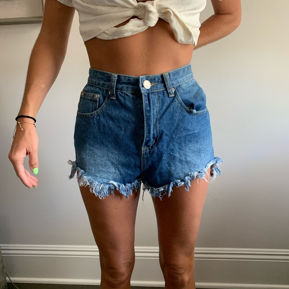 high waisted medium denim shorts